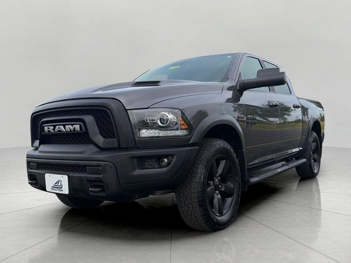 2019 RAM 1500 Classic Warlock 4x4 Crew Cab 5'7 Box