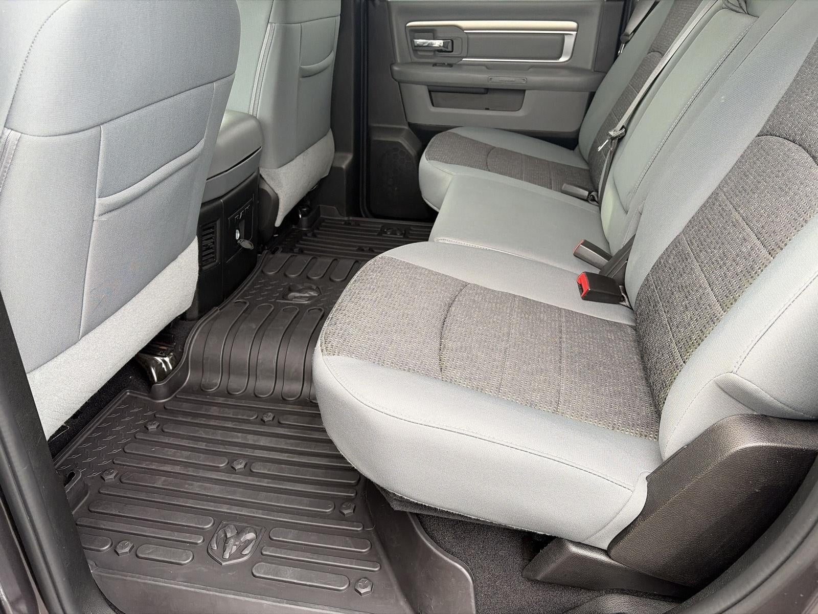 2019 RAM 1500 Classic Warlock 4x4 Crew Cab 5'7 Box