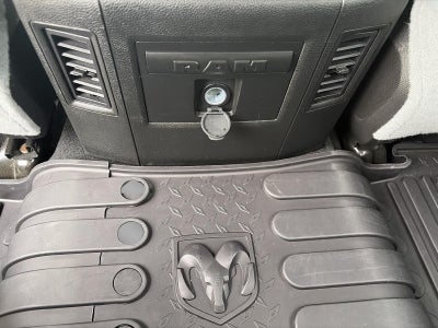 2019 RAM 1500 Classic Warlock 4x4 Crew Cab 5'7 Box