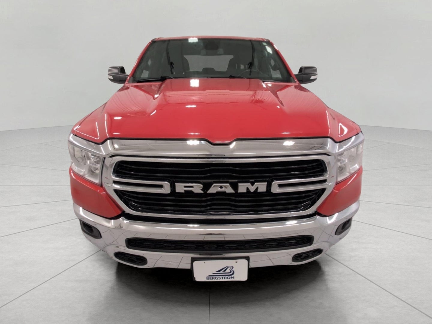 2019 RAM 1500 Big Horn/Lone Star 4x4 Crew Cab 5'7 Box