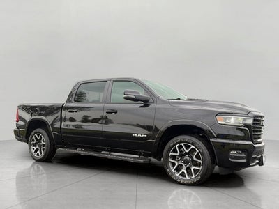 2025 RAM 1500 Laramie 4x4 Crew Cab 5'7 Box