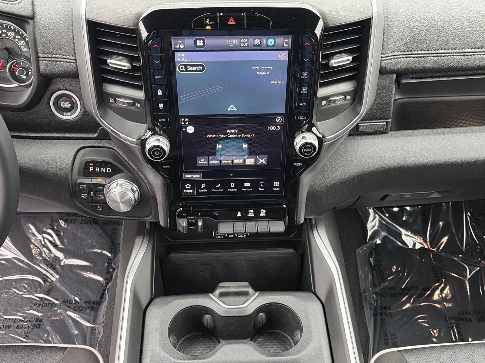 2025 RAM 1500 Laramie 4x4 Crew Cab 5'7 Box