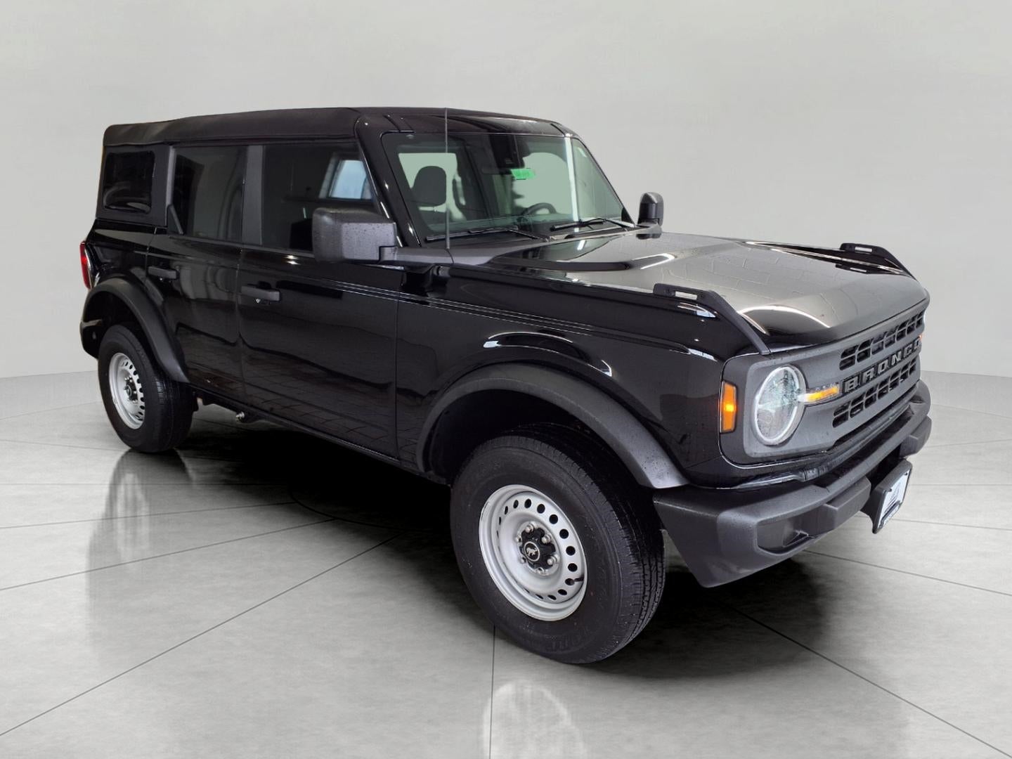 2023 Ford Bronco Base 4 Door 4x4