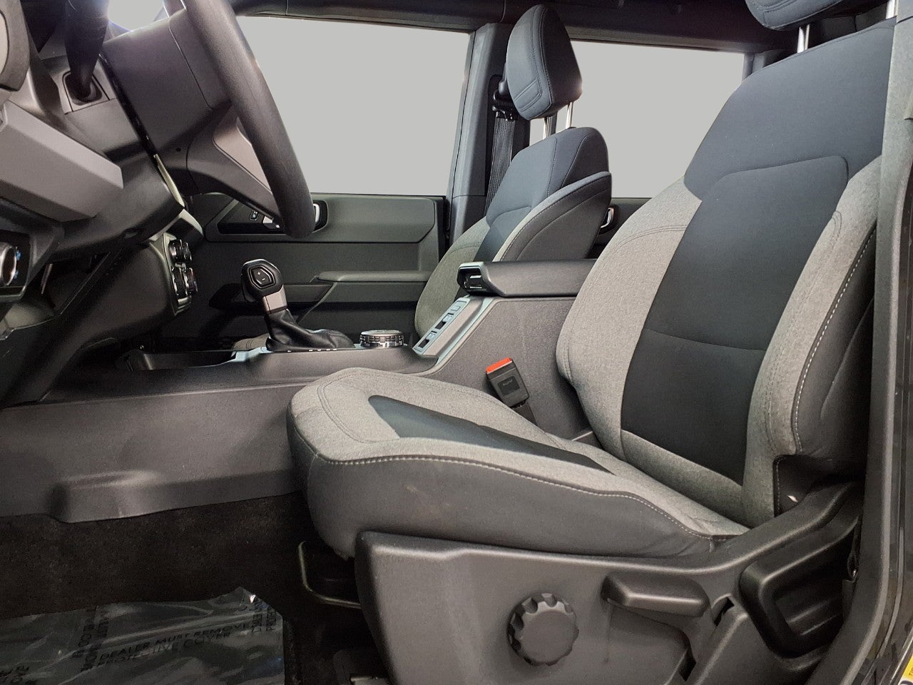 2023 Ford Bronco Base 4 Door 4x4