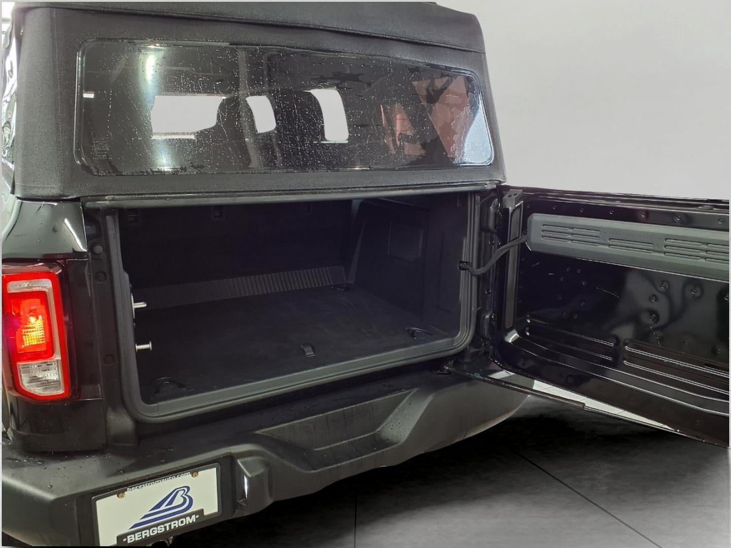 2023 Ford Bronco Base 4 Door 4x4