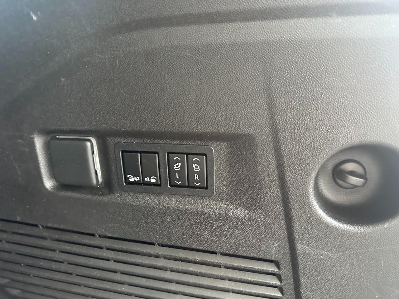 2021 GMC Yukon 4WD 4dr AT4