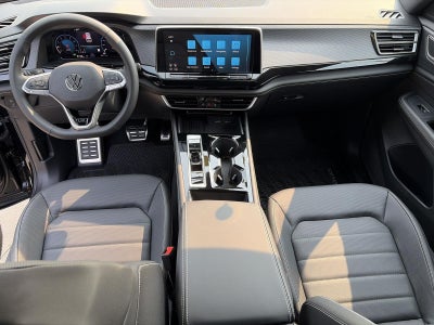 2026 Volkswagen Atlas Cross Sport 2.0T SEL R-Line Black 4MOTION