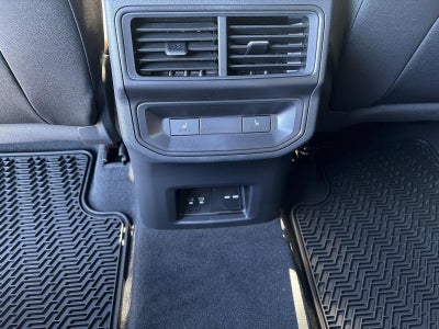 2026 Volkswagen Atlas Cross Sport 2.0T SEL 4MOTION