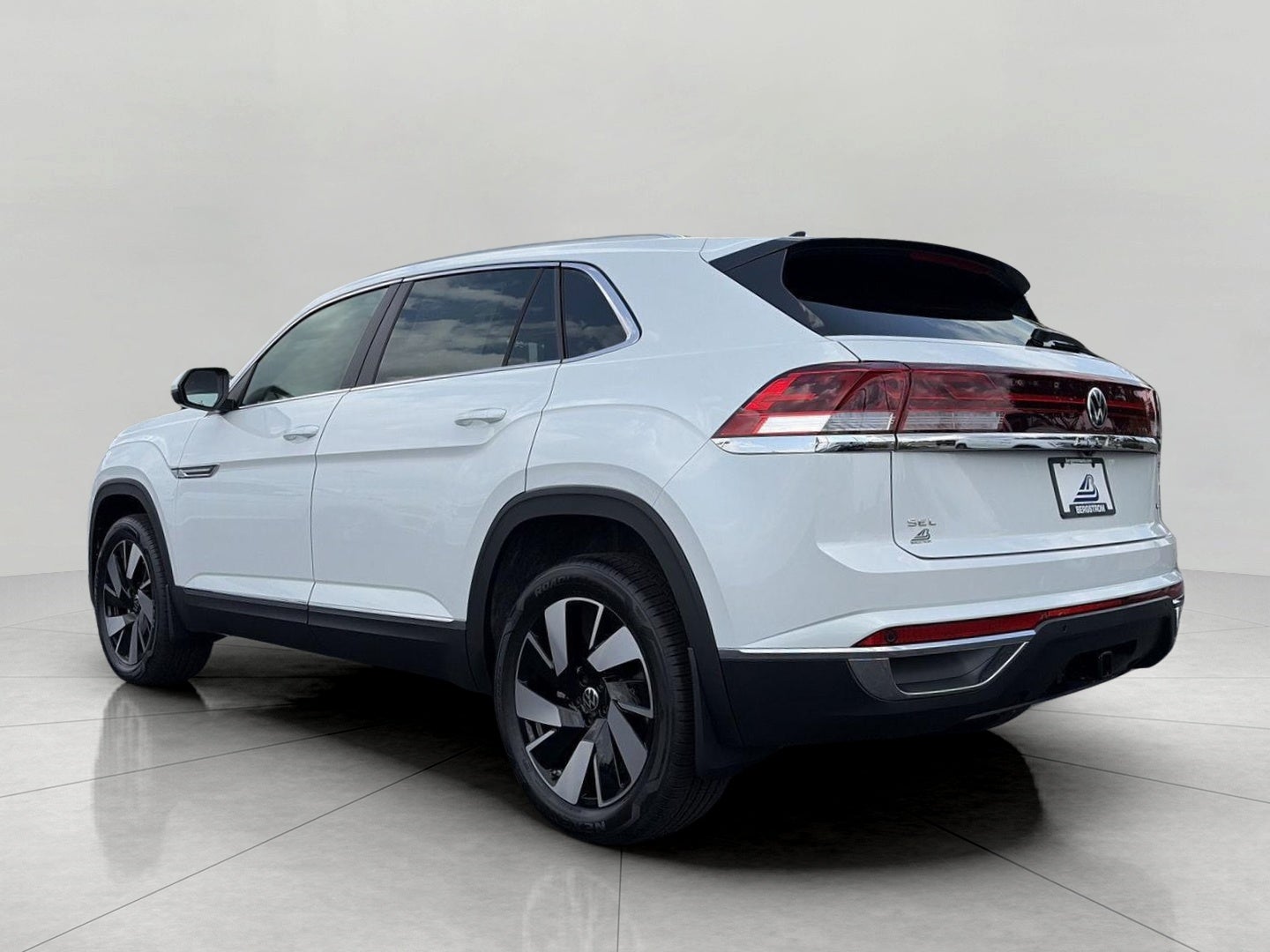 2026 Volkswagen Atlas Cross Sport 2.0T SEL 4MOTION