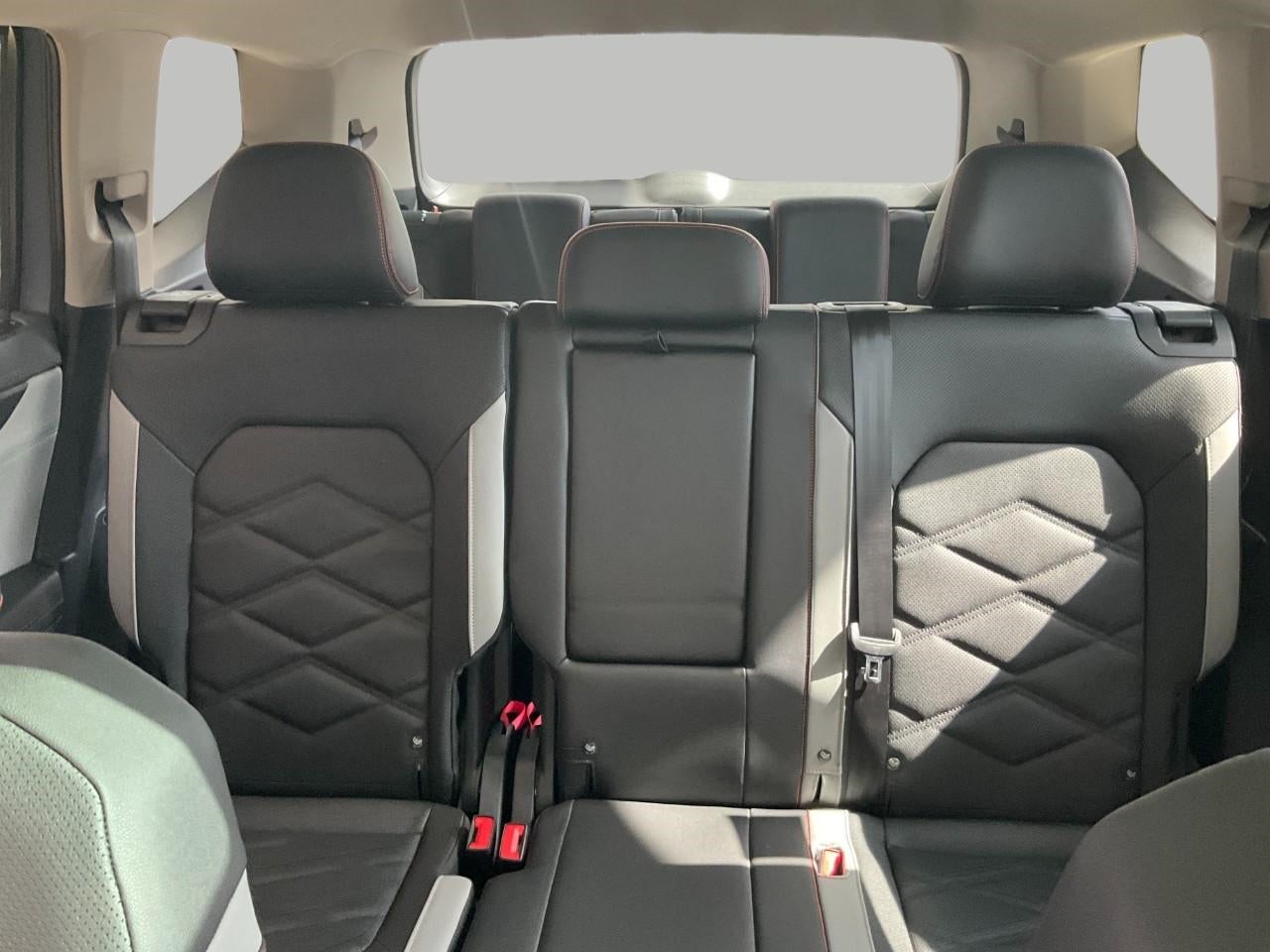 2026 Volkswagen Atlas 2.0T Peak Edition 4MOTION