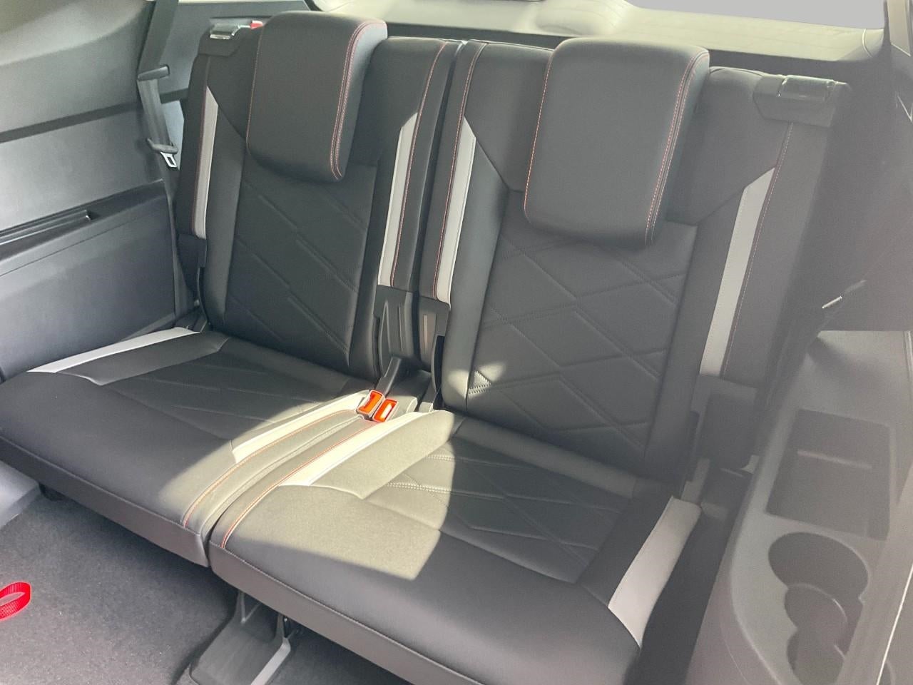 2026 Volkswagen Atlas 2.0T Peak Edition 4MOTION
