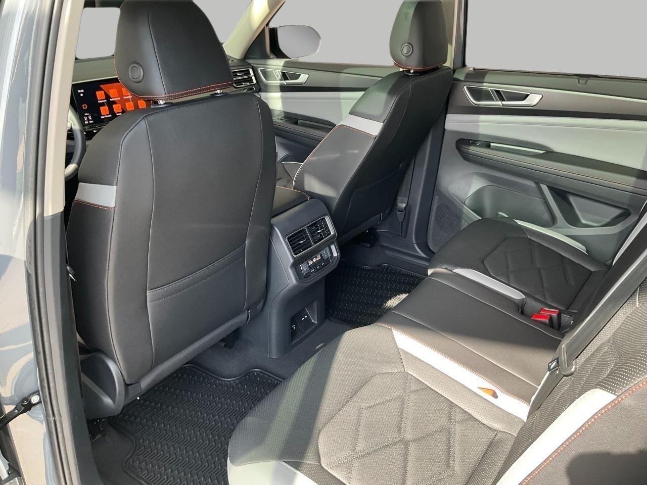 2026 Volkswagen Atlas 2.0T Peak Edition 4MOTION