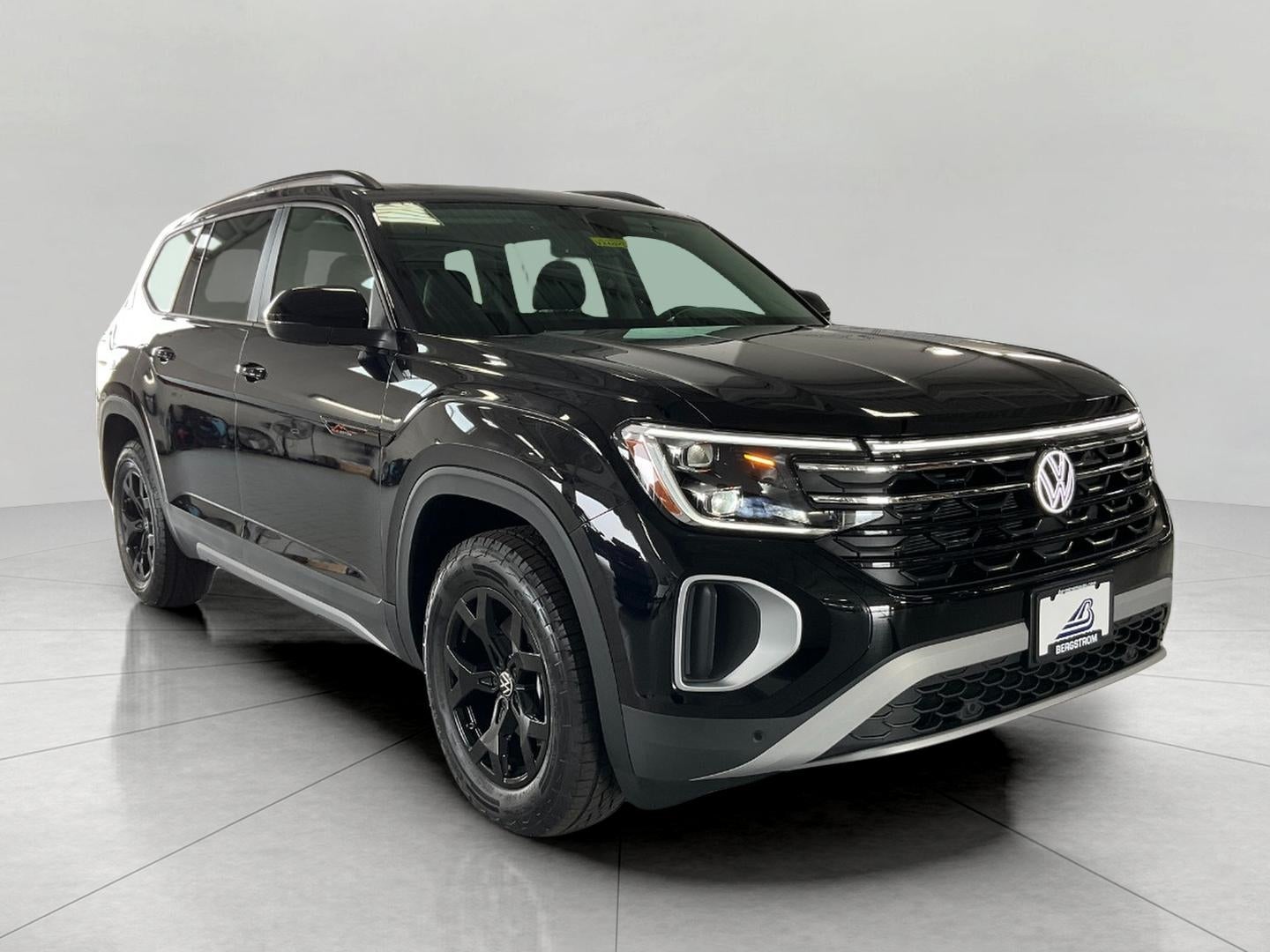 2026 Volkswagen Atlas 2.0T Peak Edition 4MOTION