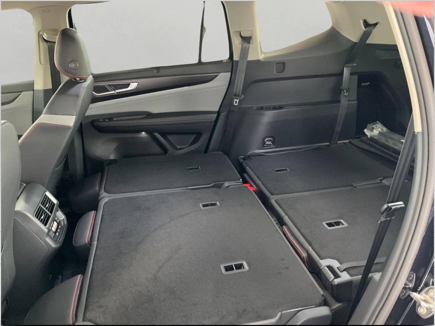 2026 Volkswagen Atlas 2.0T Peak Edition 4MOTION