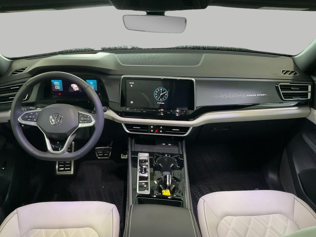 2026 Volkswagen Atlas Cross Sport 2.0T SEL Premium R-Line 4MOTION