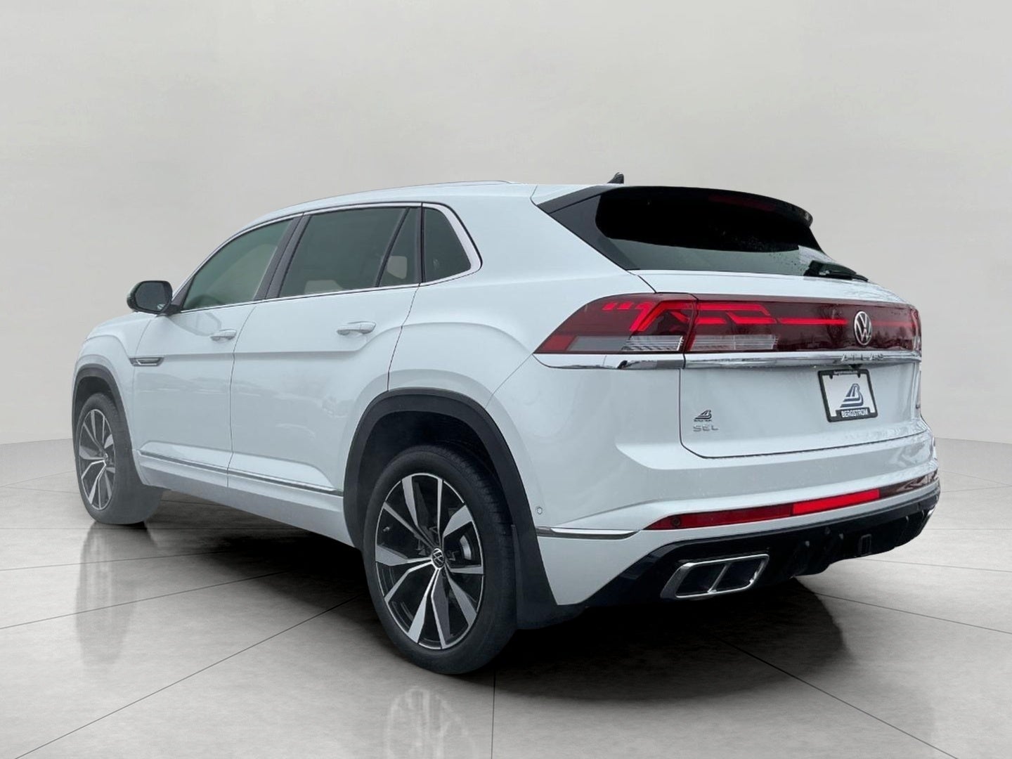 2026 Volkswagen Atlas Cross Sport 2.0T SEL Premium R-Line 4MOTION