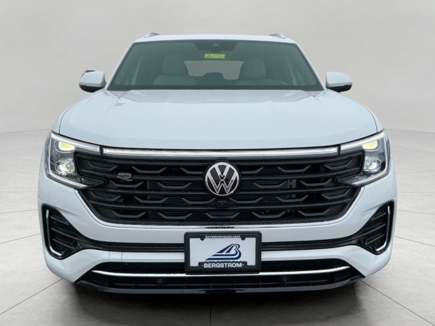 2026 Volkswagen Atlas Cross Sport 2.0T SEL Premium R-Line 4MOTION