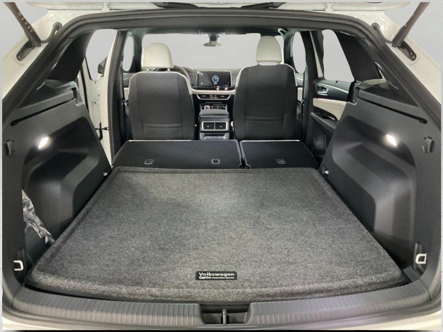 2026 Volkswagen Atlas Cross Sport 2.0T SEL Premium R-Line 4MOTION