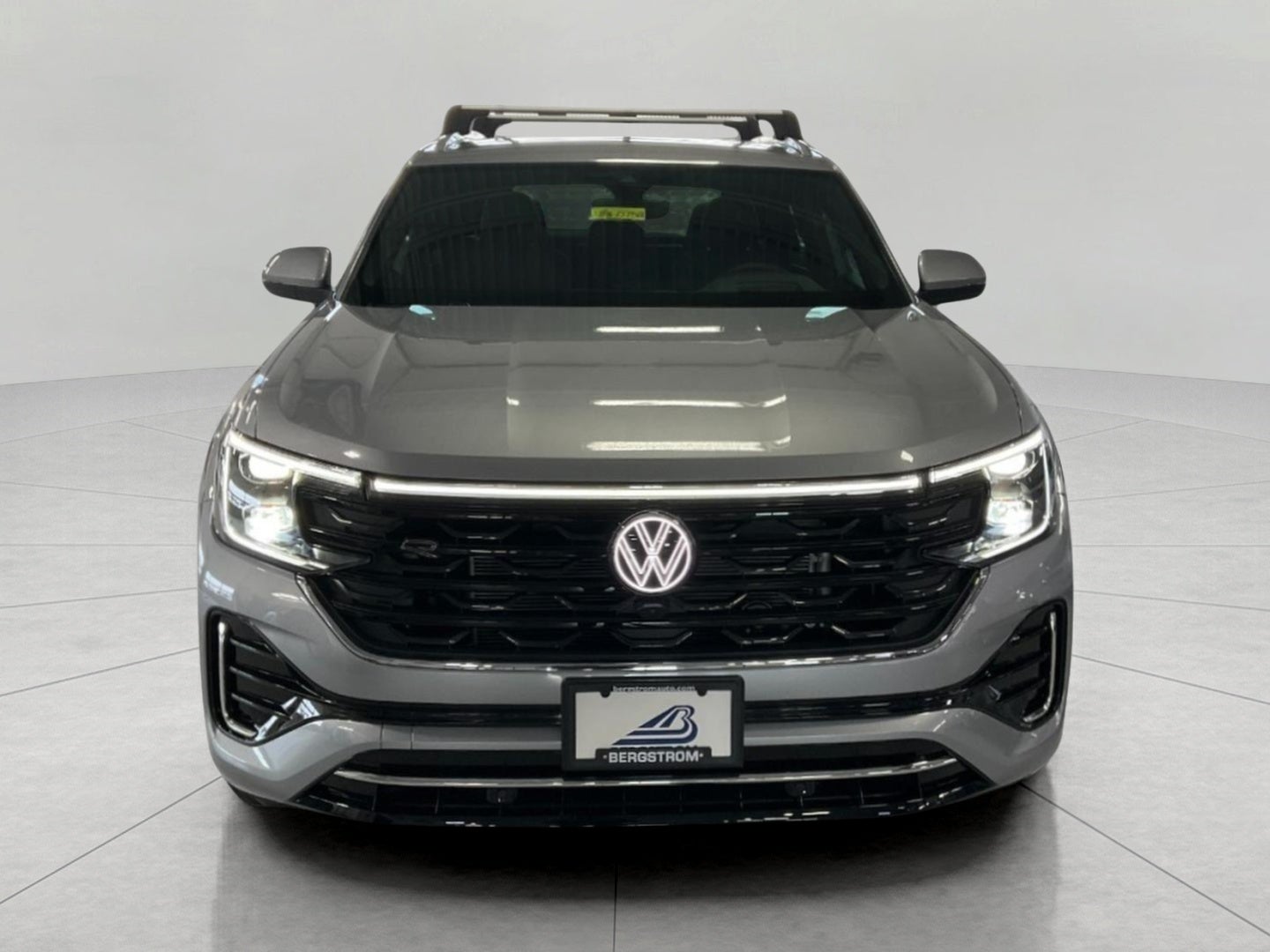2026 Volkswagen Atlas Cross Sport 2.0T SEL Premium R-Line 4MOTION