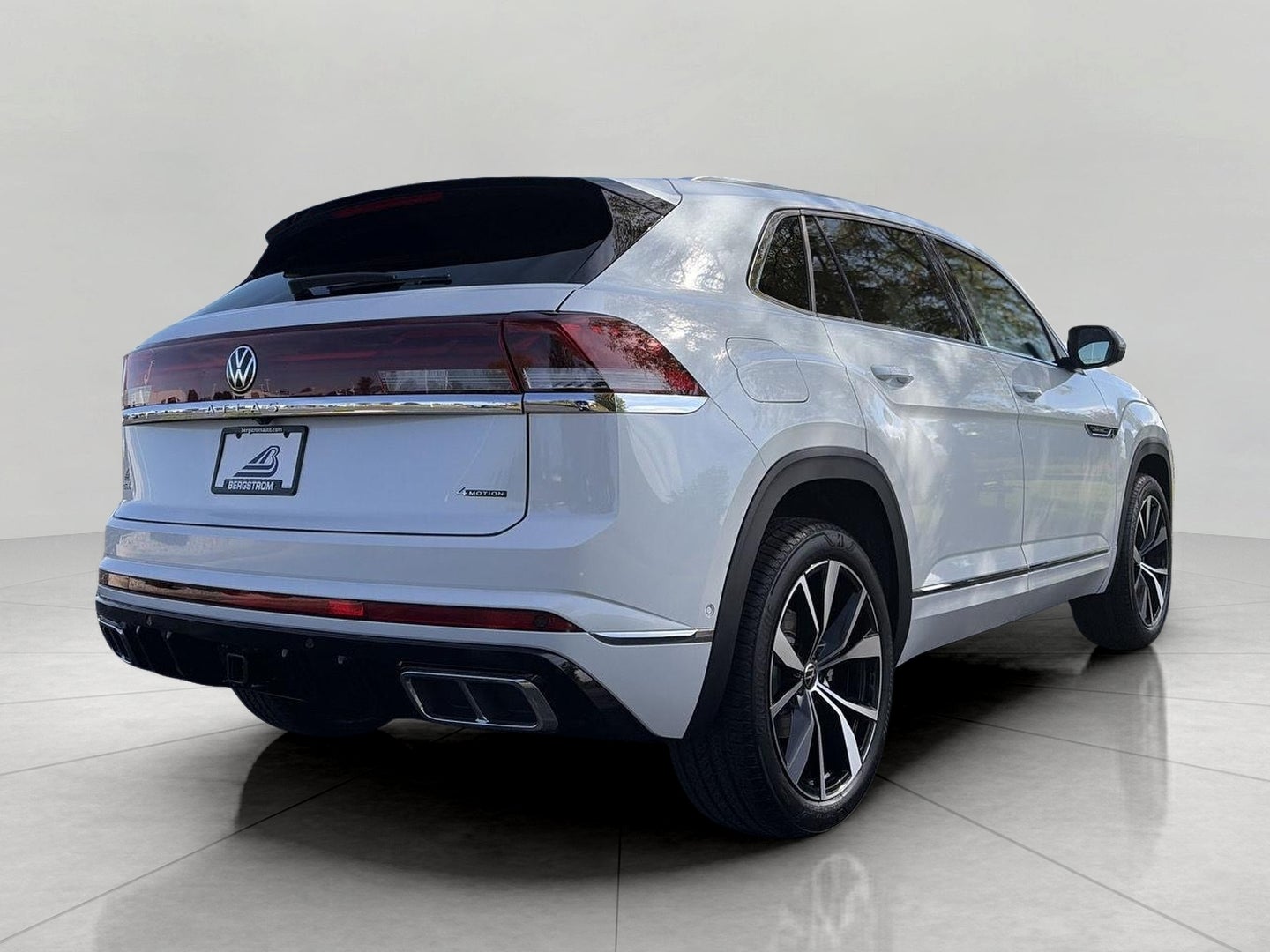 2026 Volkswagen Atlas Cross Sport 2.0T SEL Premium R-Line 4MOTION