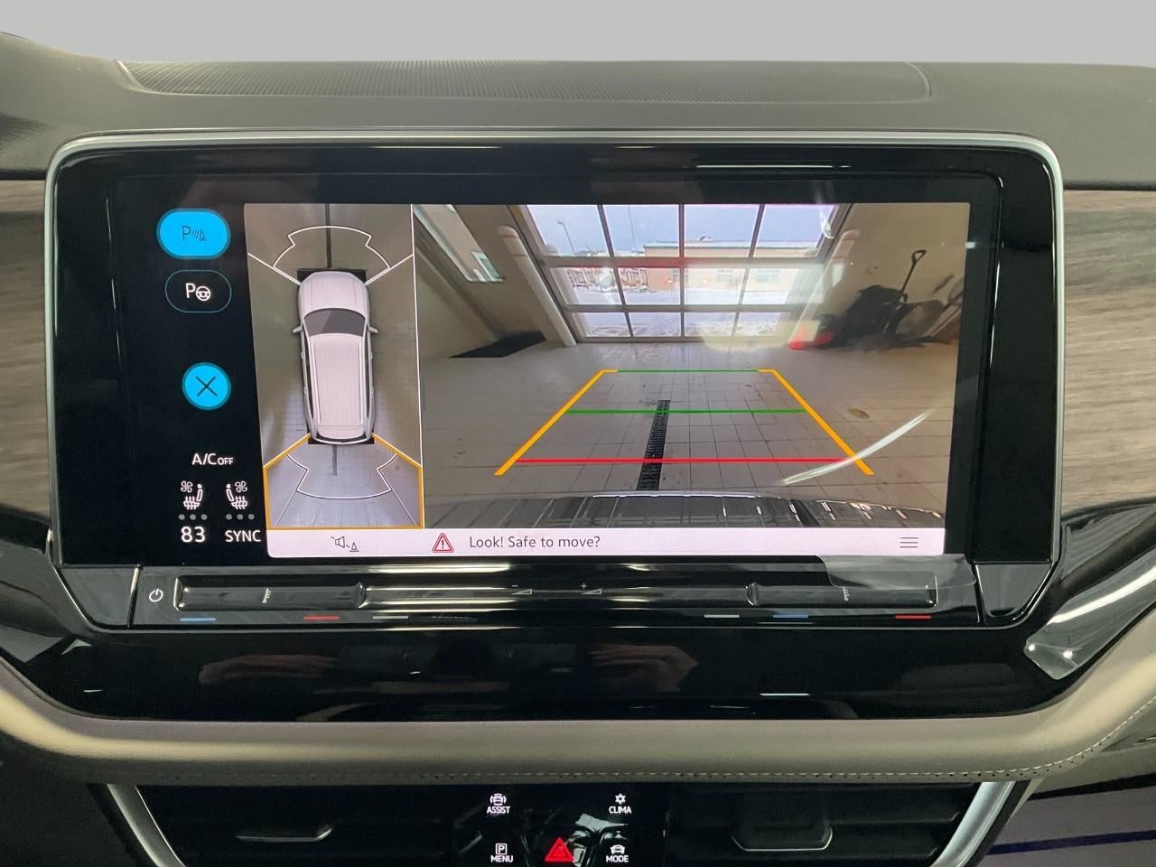 2026 Volkswagen Atlas 2.0T SEL Premium R-Line 4MOTION