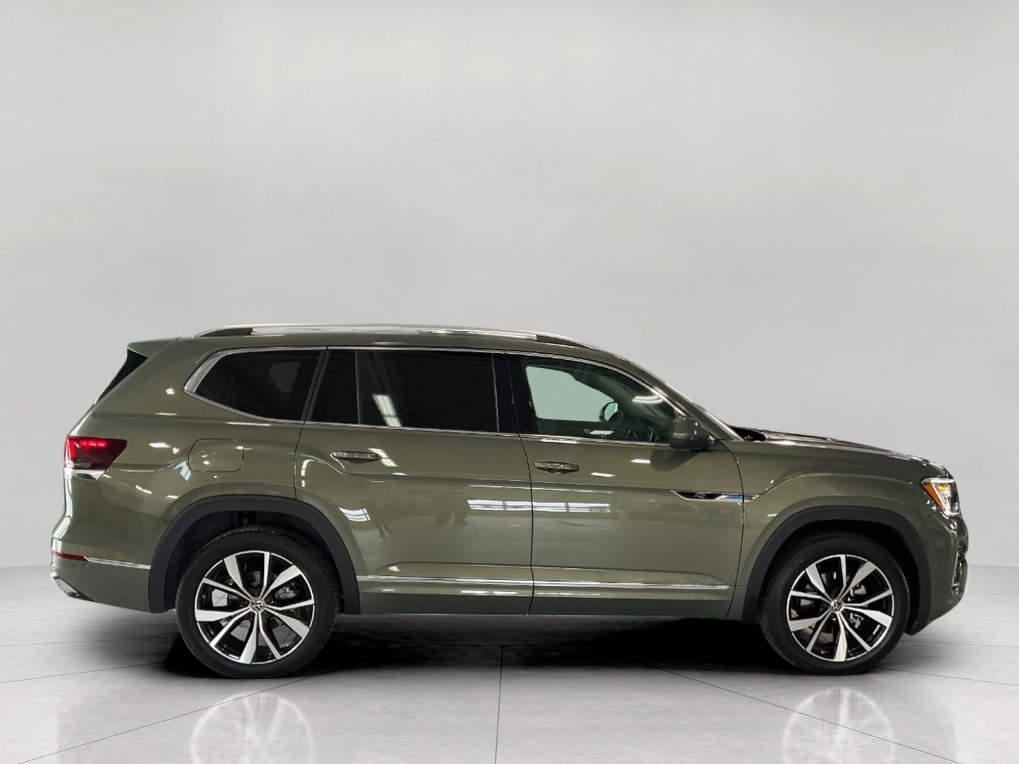 2026 Volkswagen Atlas 2.0T SEL Premium R-Line 4MOTION