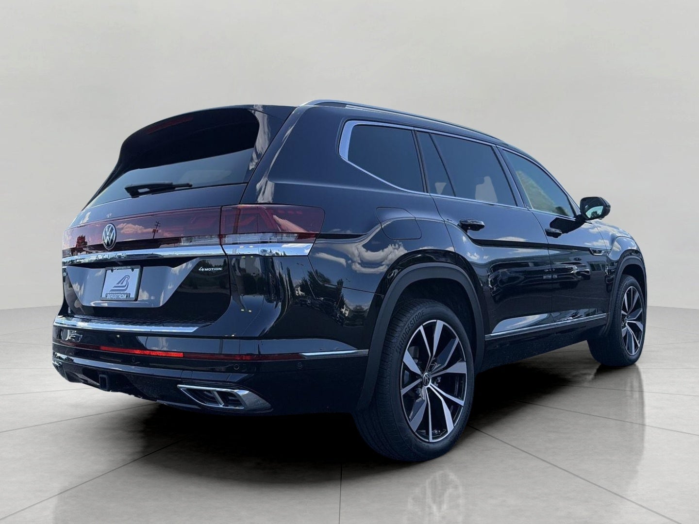 2026 Volkswagen Atlas 2.0T SEL Premium R-Line 4MOTION