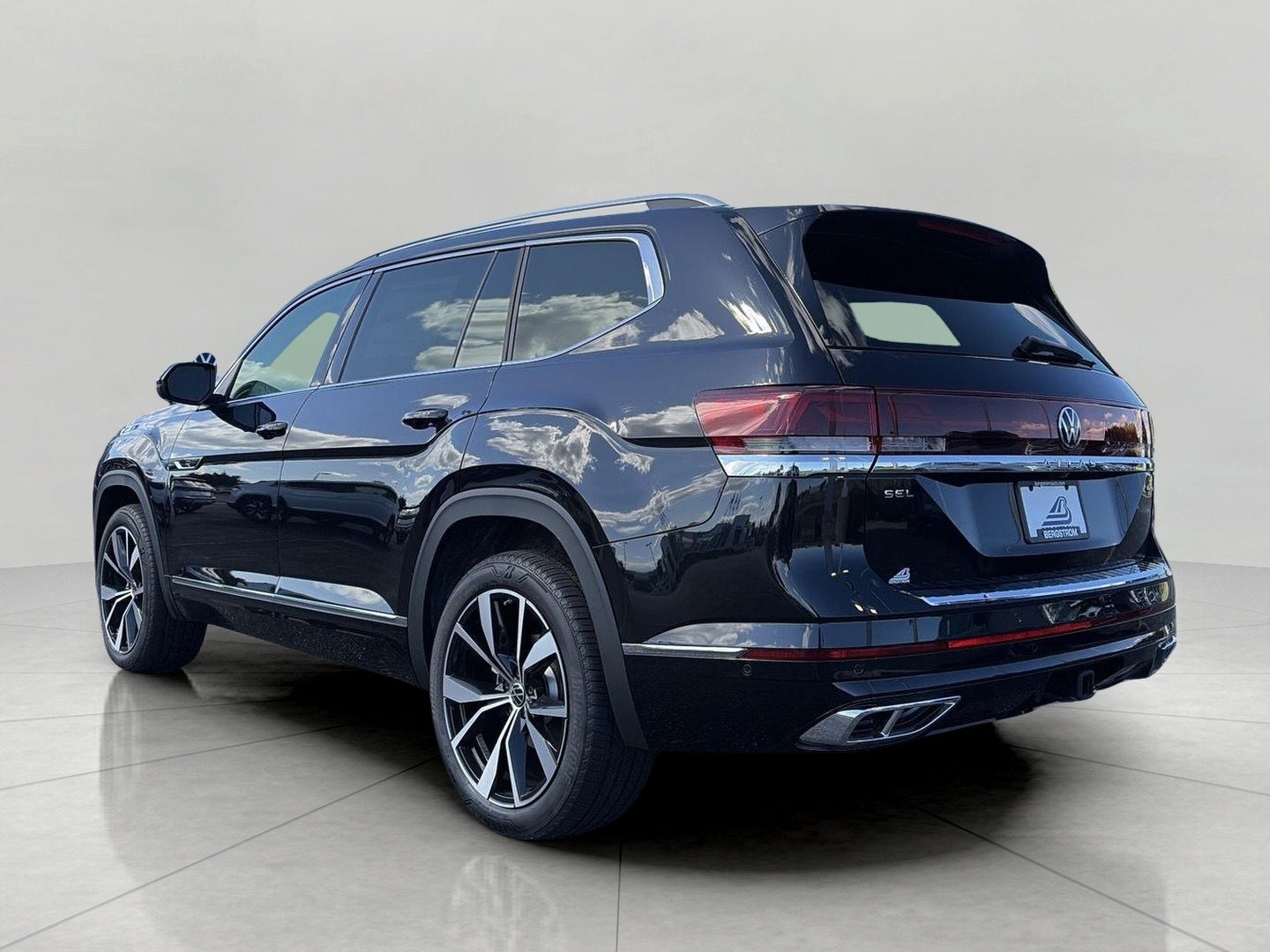 2026 Volkswagen Atlas 2.0T SEL Premium R-Line 4MOTION