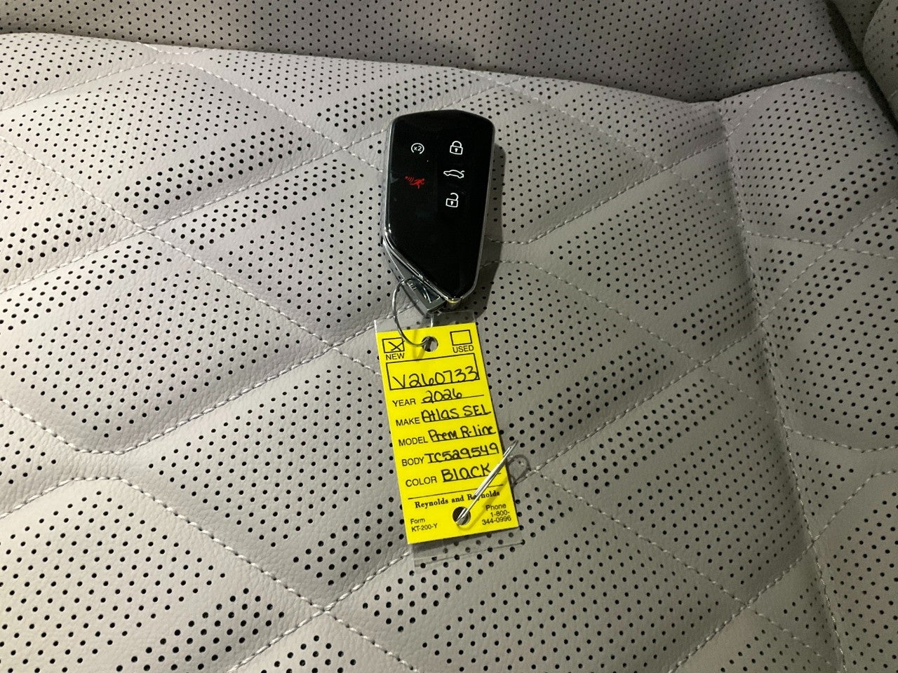 2026 Volkswagen Atlas 2.0T SEL Premium R-Line 4MOTION