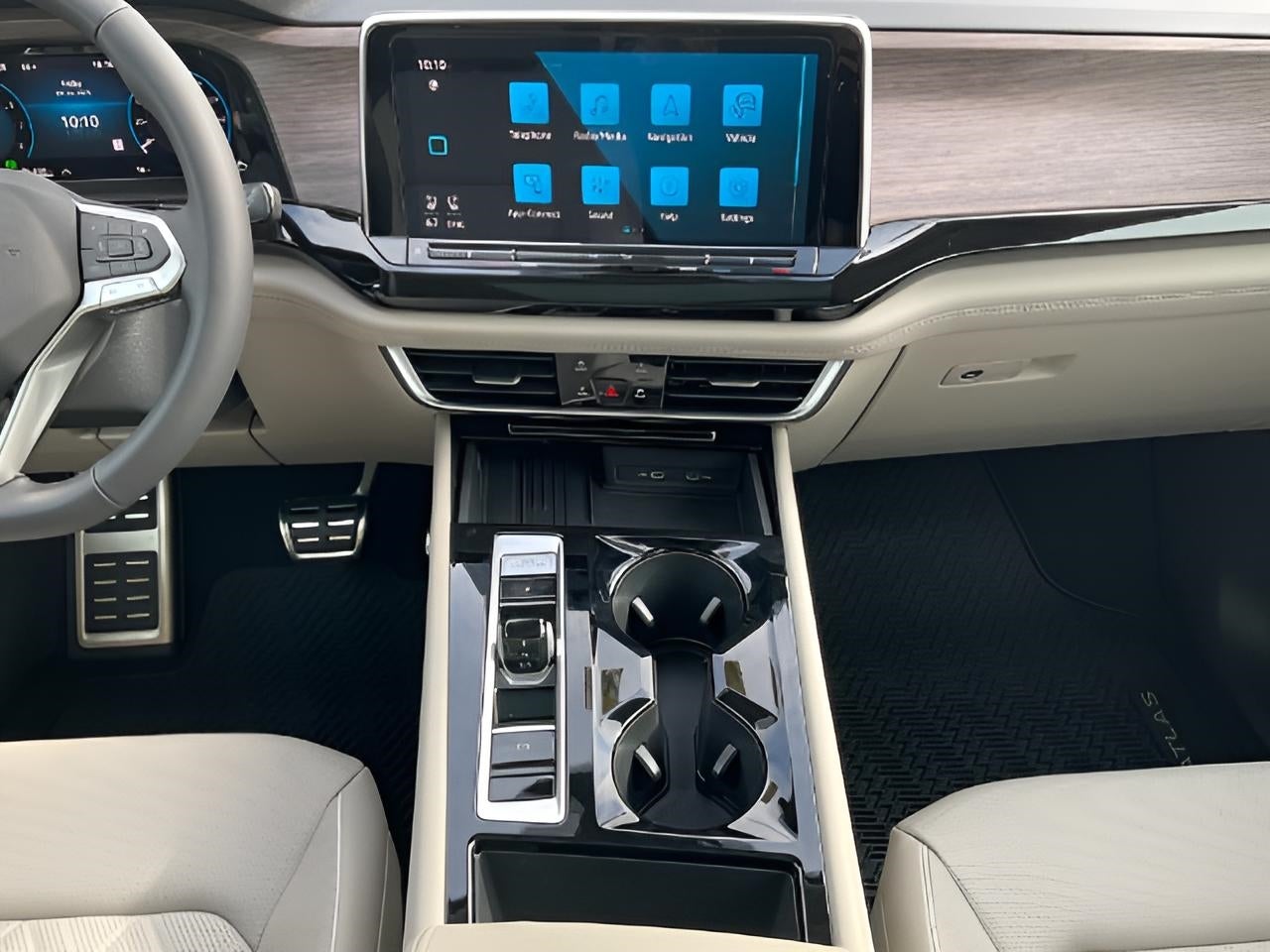 2026 Volkswagen Atlas 2.0T SEL Premium R-Line 4MOTION