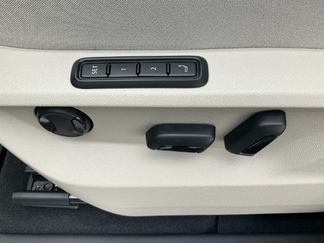 2026 Volkswagen Atlas 2.0T SEL Premium R-Line 4MOTION