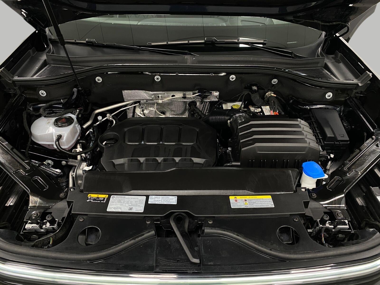 2025 Volkswagen Atlas 2.0T SEL Premium R-Line 4MOTION