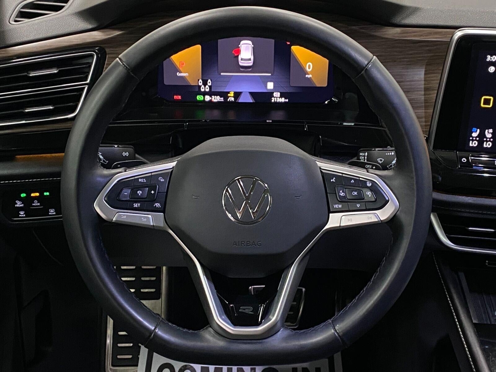 2025 Volkswagen Atlas 2.0T SEL Premium R-Line 4MOTION