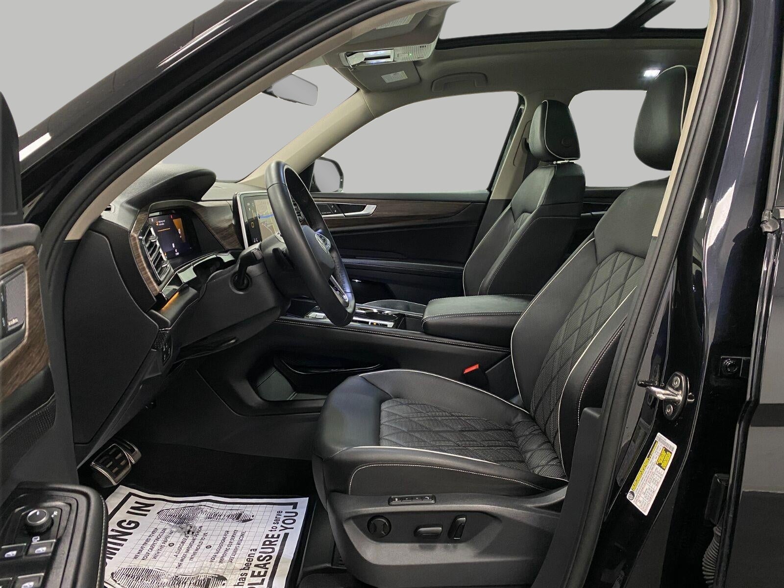 2025 Volkswagen Atlas 2.0T SEL Premium R-Line 4MOTION