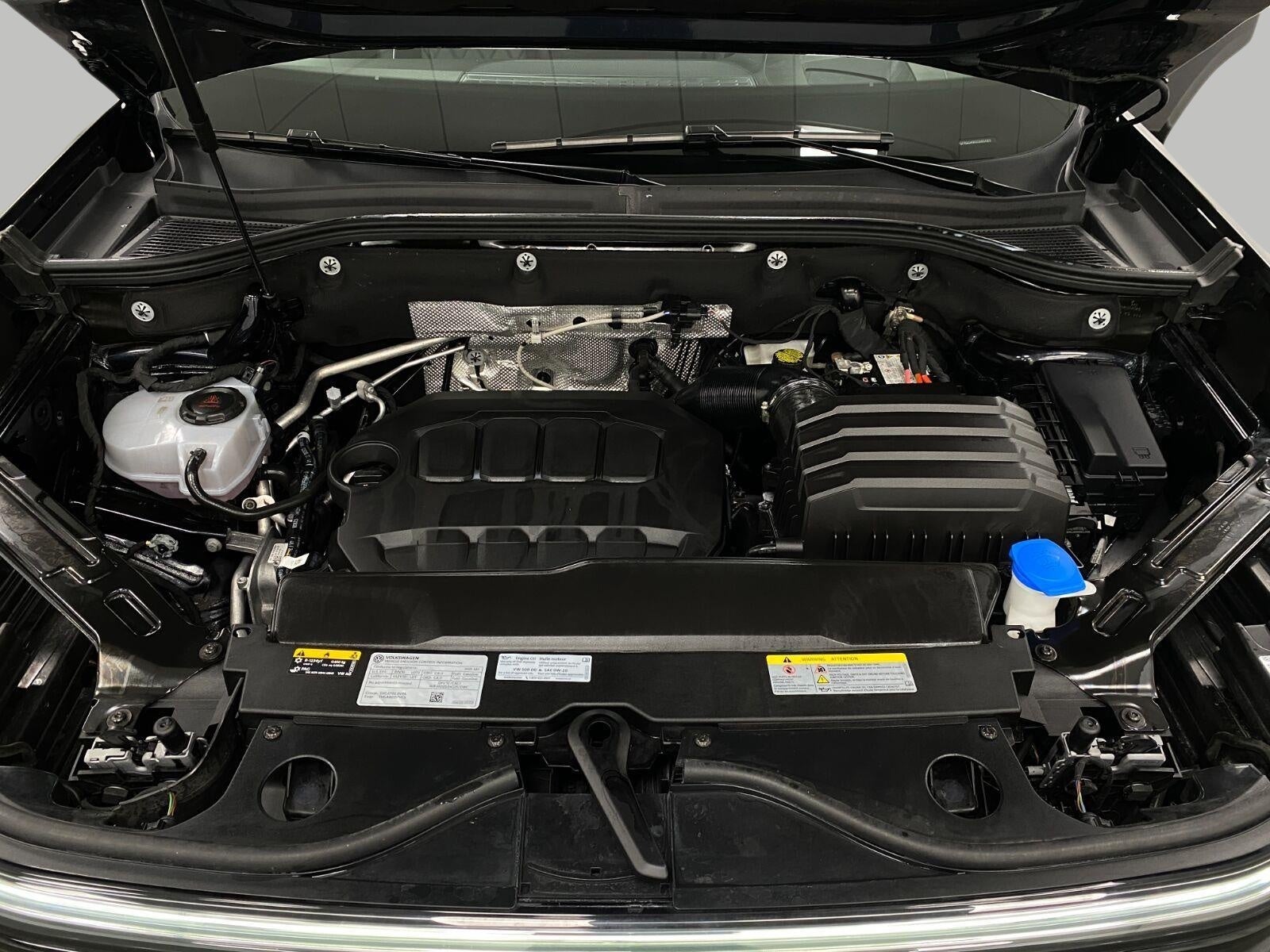 2025 Volkswagen Atlas 2.0T SEL Premium R-Line 4MOTION