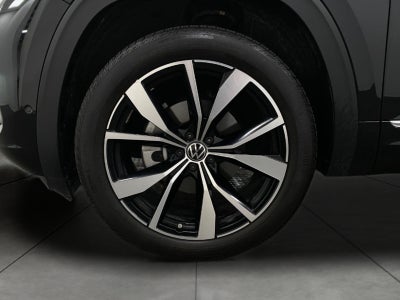 2025 Volkswagen Atlas 2.0T SEL Premium R-Line 4MOTION