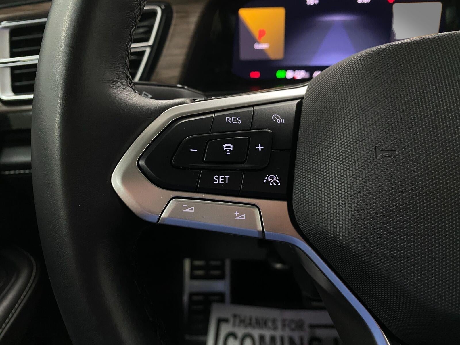 2025 Volkswagen Atlas 2.0T SEL Premium R-Line 4MOTION