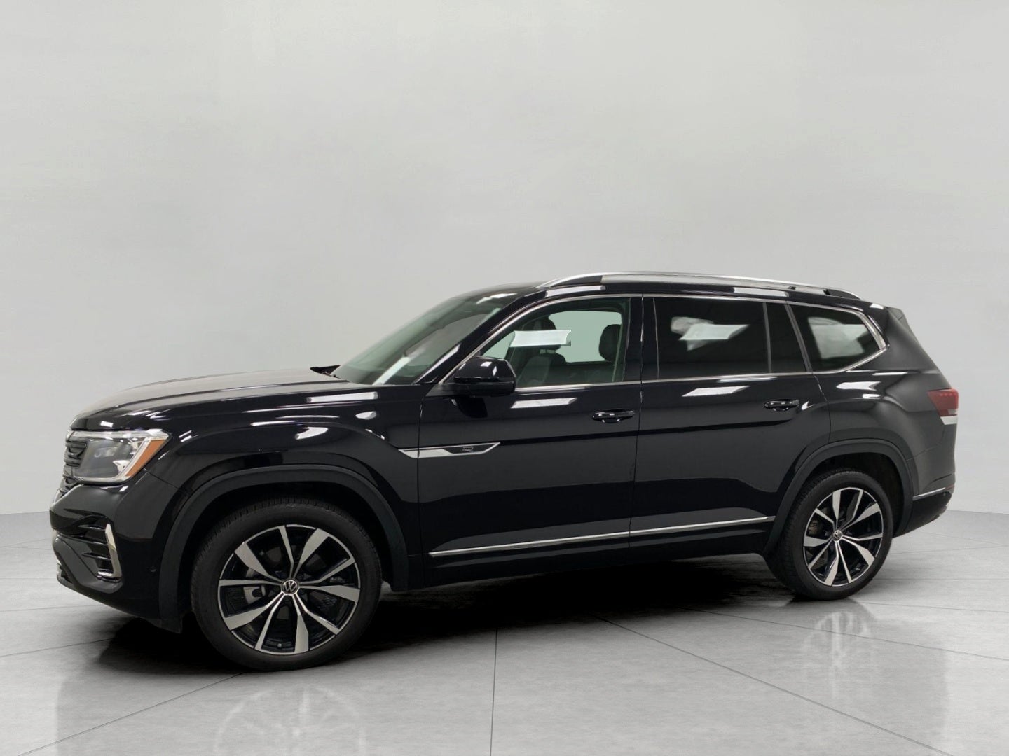 2025 Volkswagen Atlas 2.0T SEL Premium R-Line 4MOTION