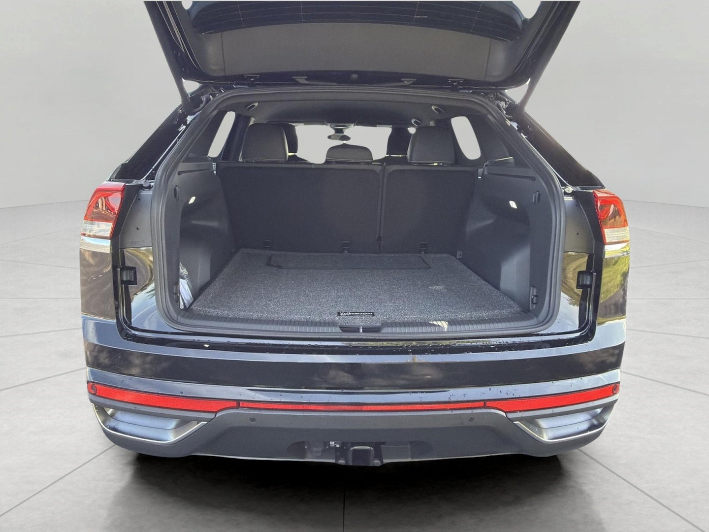 2026 Volkswagen Atlas Cross Sport 2.0T SE w/Technology 4MOTION