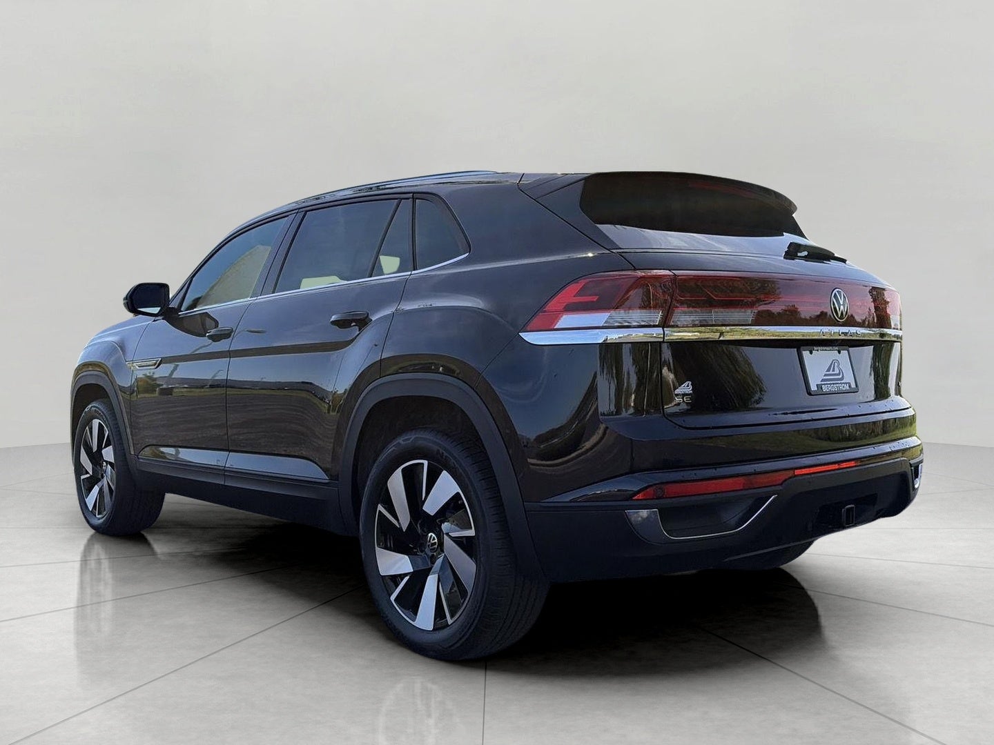 2026 Volkswagen Atlas Cross Sport 2.0T SE w/Technology 4MOTION