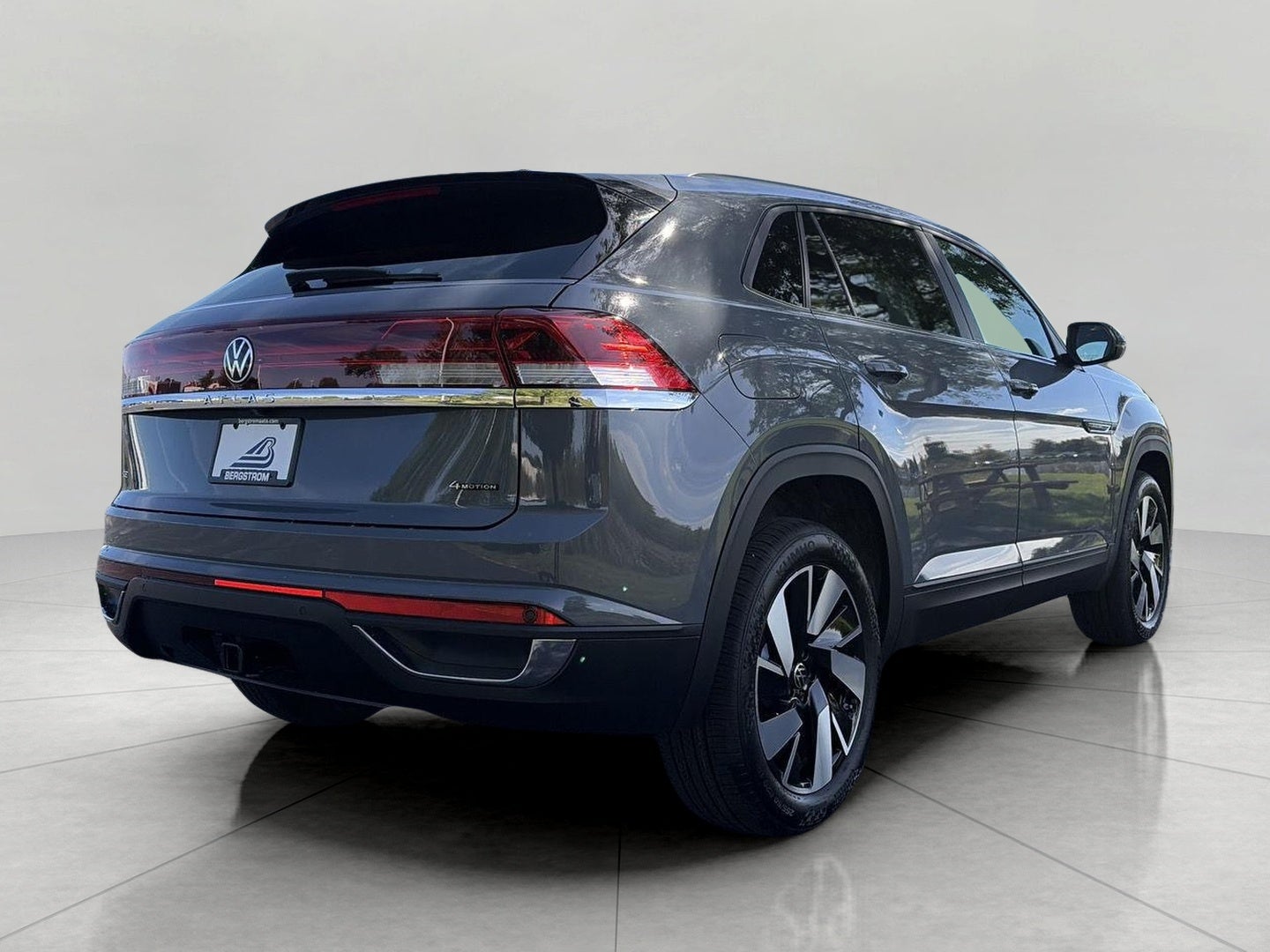 2026 Volkswagen Atlas Cross Sport 2.0T SE w/Technology 4MOTION