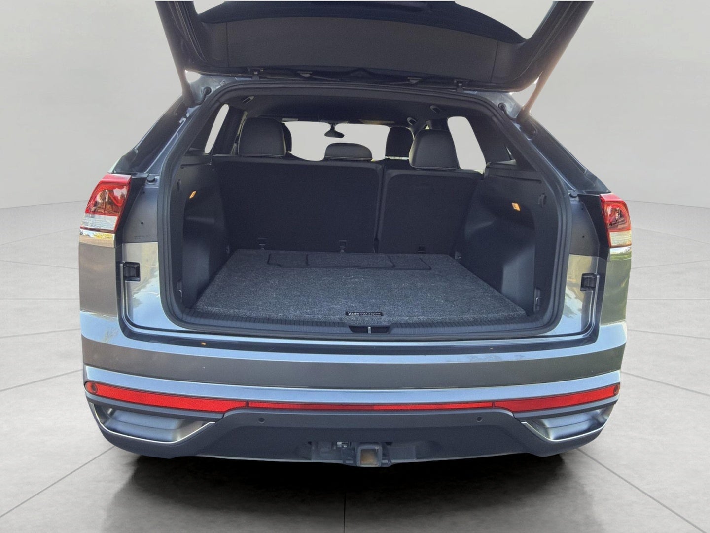 2023 Volkswagen Atlas Cross Sport 3.6L V6 SE w/Technology 4MOTION