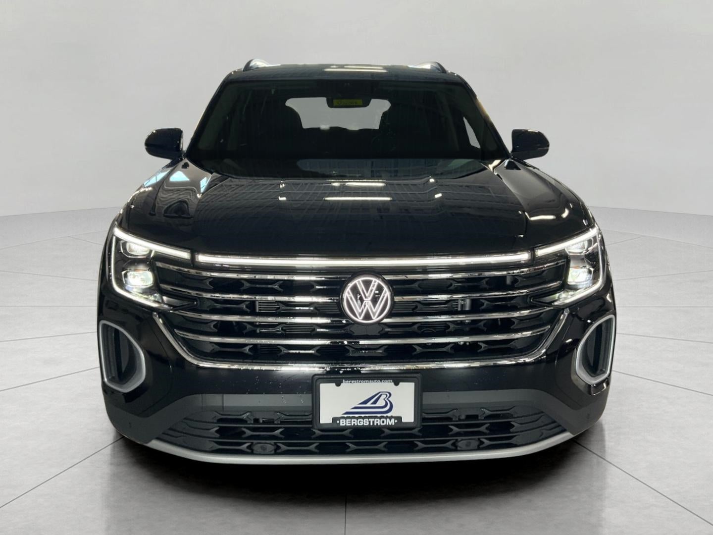 2026 Volkswagen Atlas 2.0T SE w/Technology 4MOTION