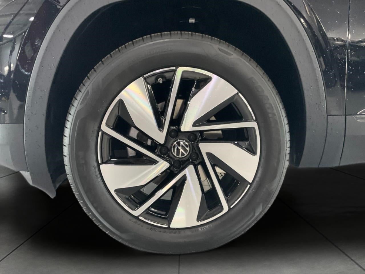 2026 Volkswagen Atlas 2.0T SE w/Technology 4MOTION
