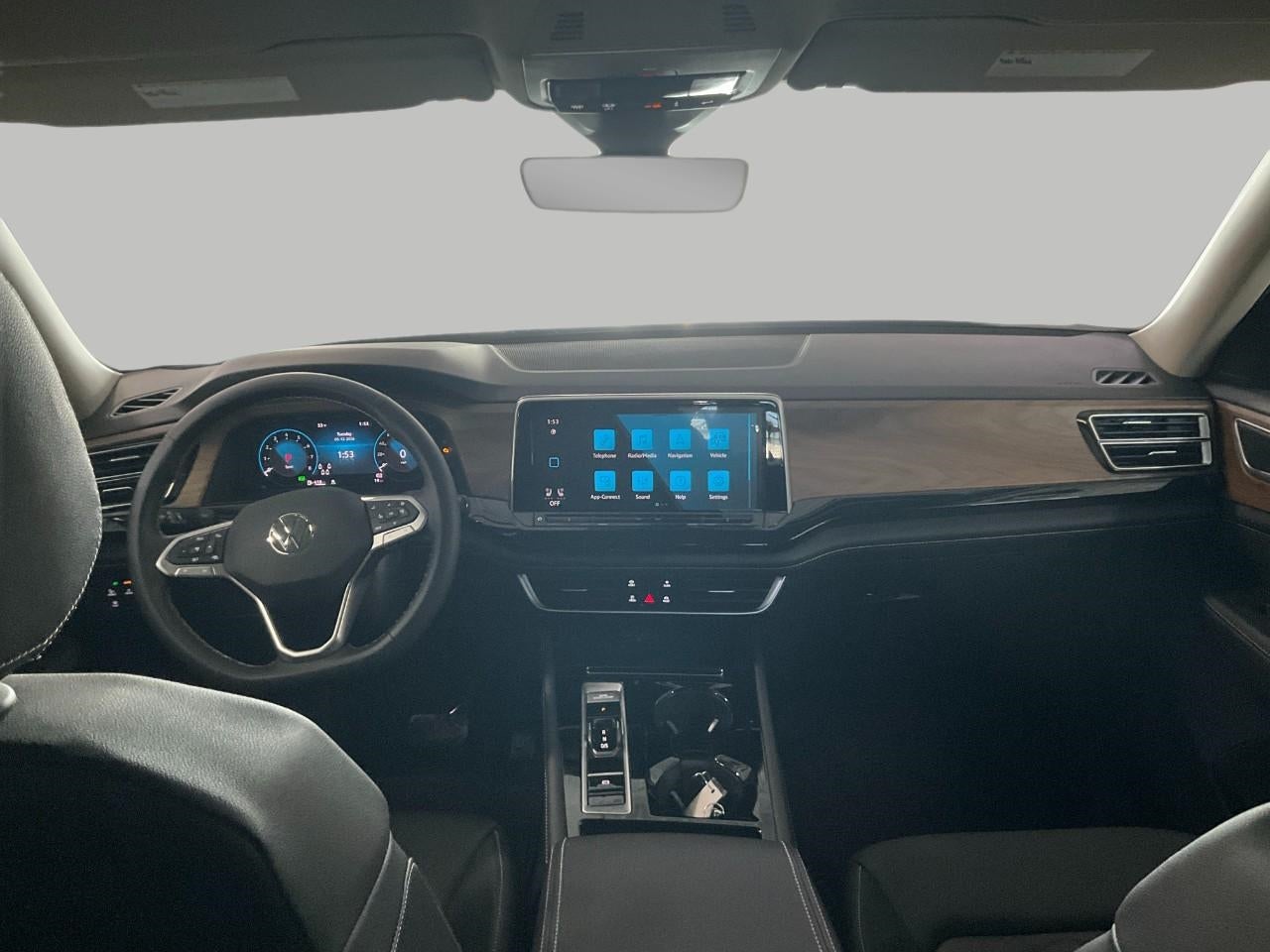 2026 Volkswagen Atlas 2.0T SE w/Technology 4MOTION
