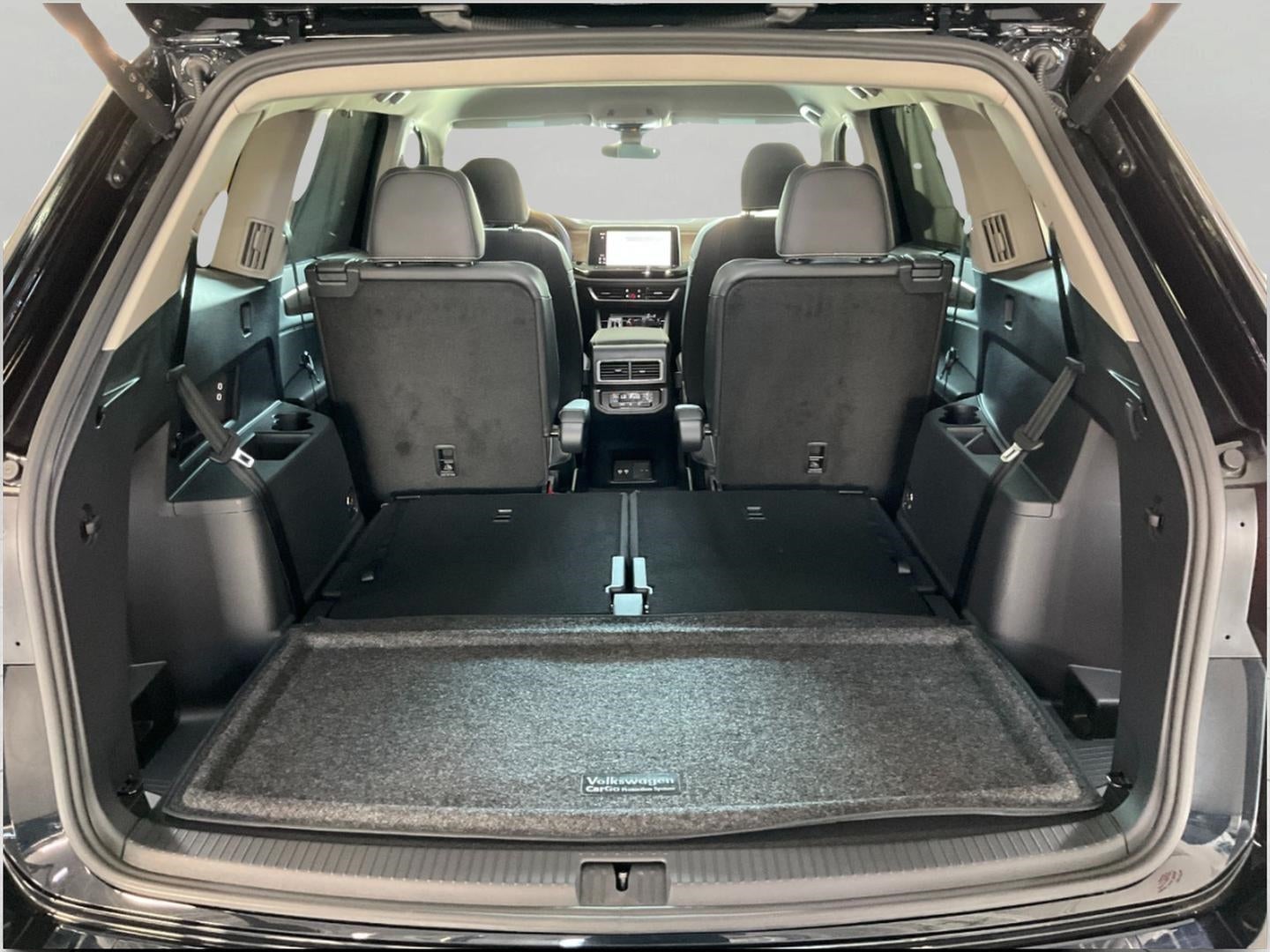 2026 Volkswagen Atlas 2.0T SE w/Technology 4MOTION