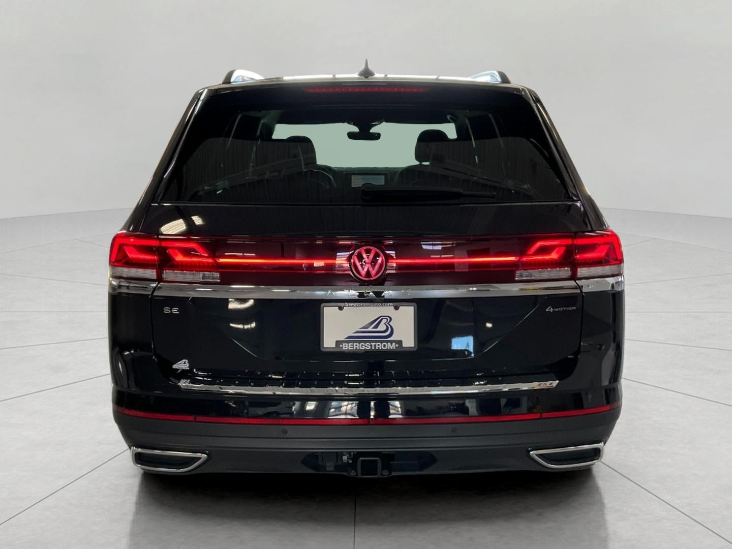 2026 Volkswagen Atlas 2.0T SE w/Technology 4MOTION