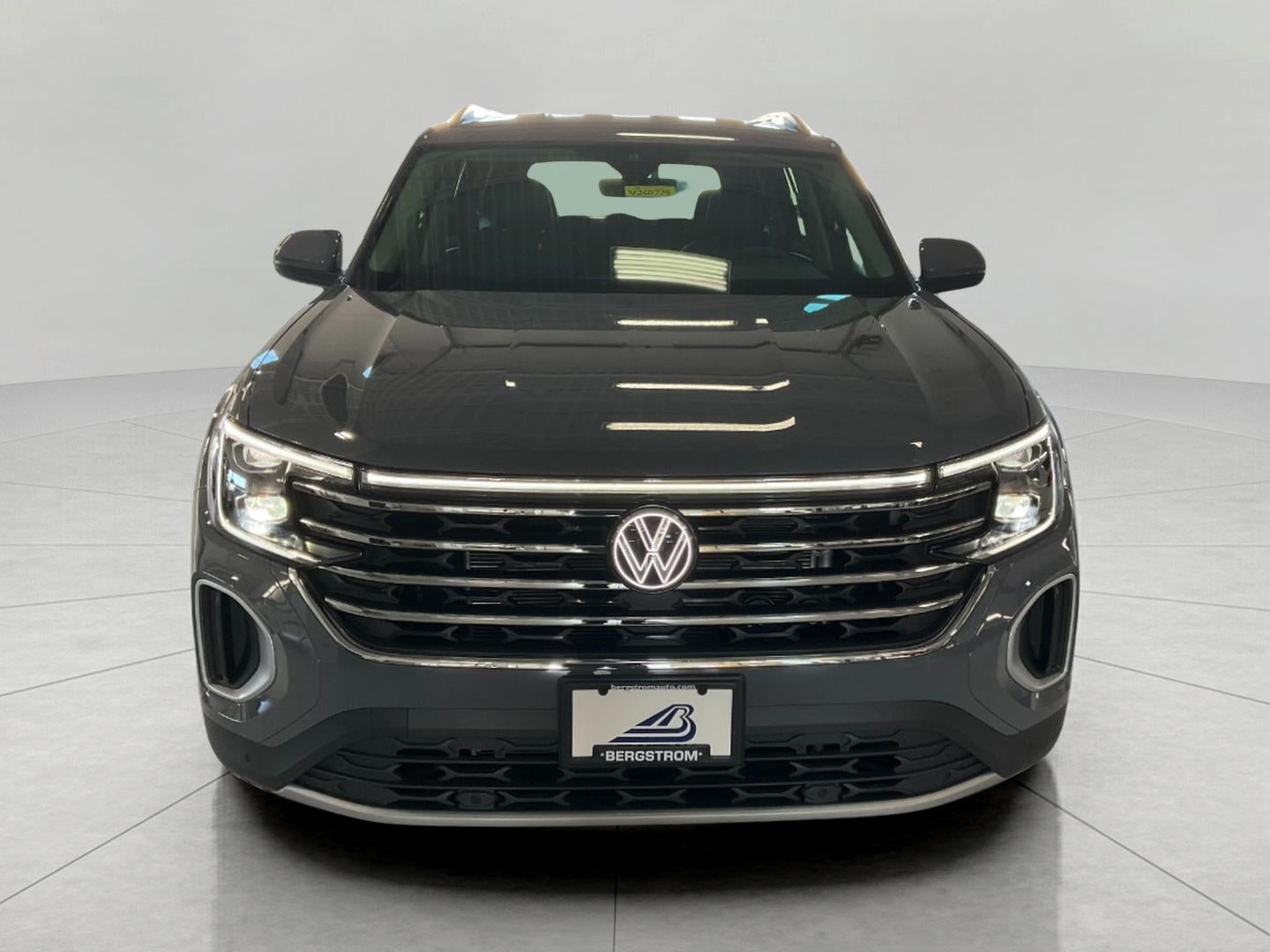 2026 Volkswagen Atlas 2.0T SE w/Technology 4MOTION