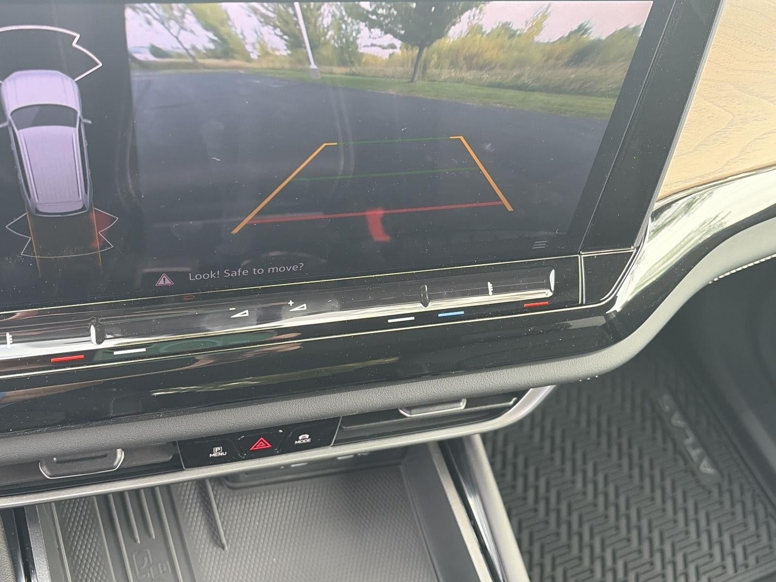2026 Volkswagen Atlas 2.0T SE w/Technology 4MOTION