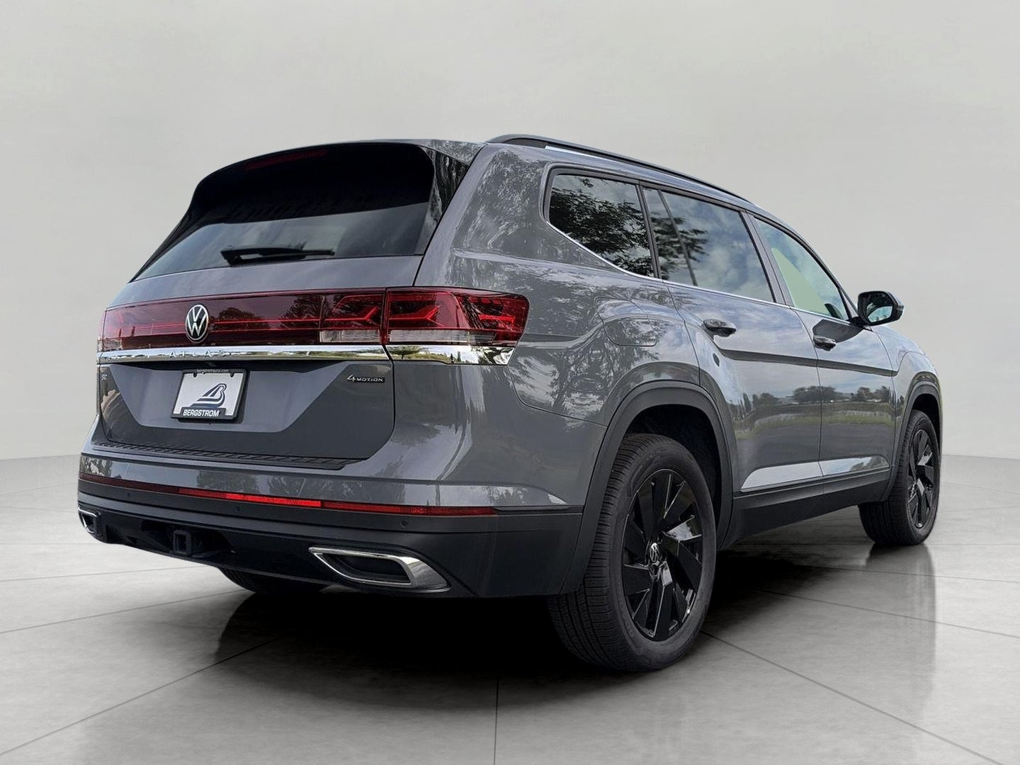 2026 Volkswagen Atlas 2.0T SE w/Technology 4MOTION
